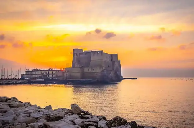 castel dell'ovo