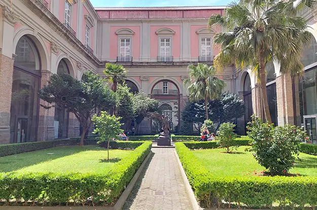 Giardini del MANN